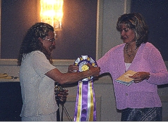 Gwen receiving ribbon